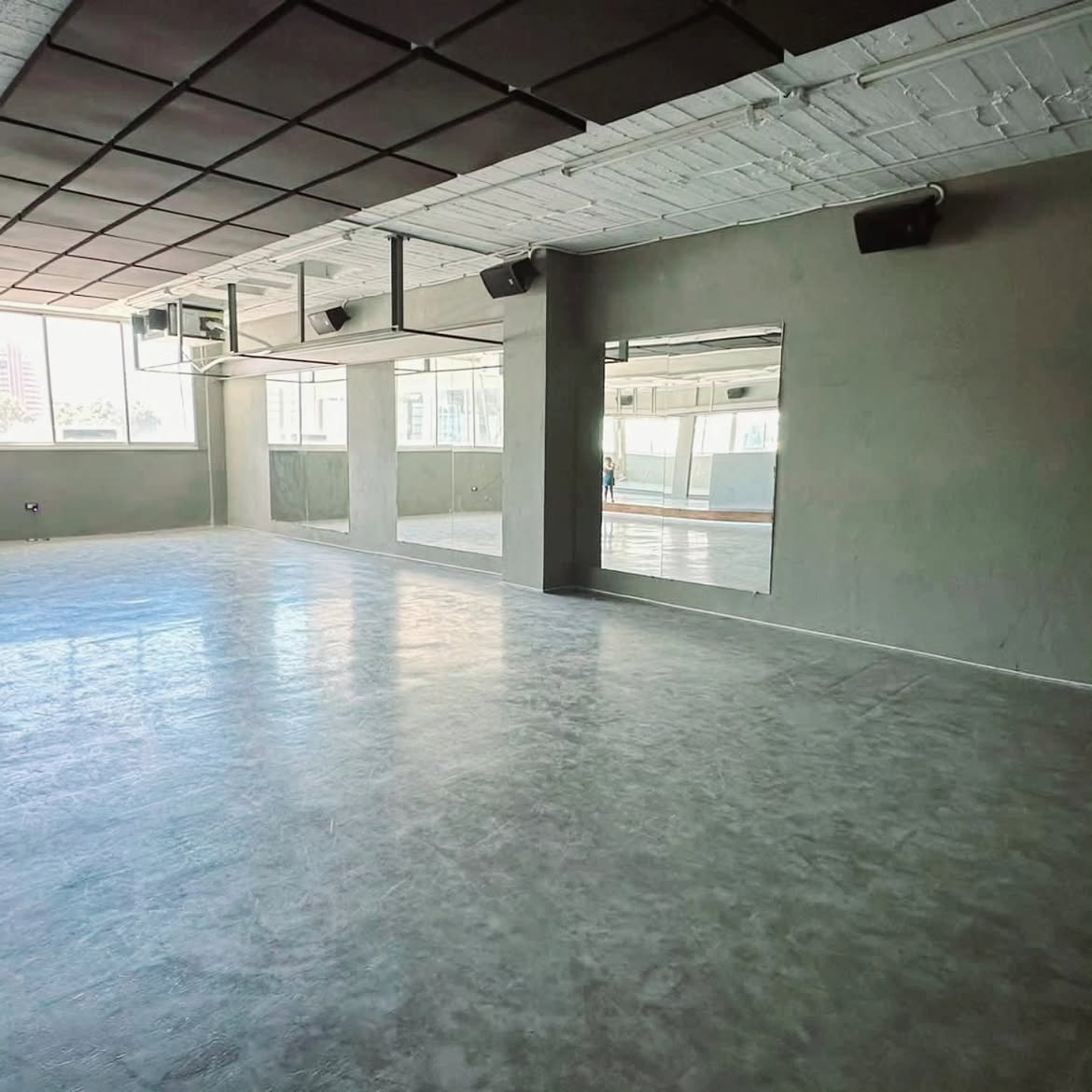 KK Dance Gallery studio