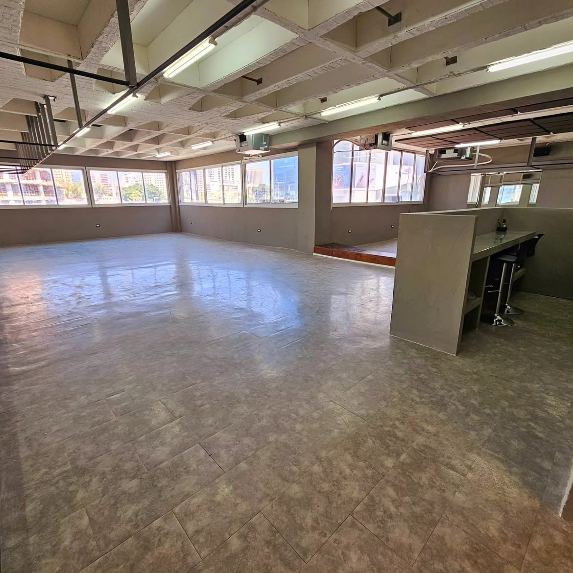 KK Dance Gallery studio